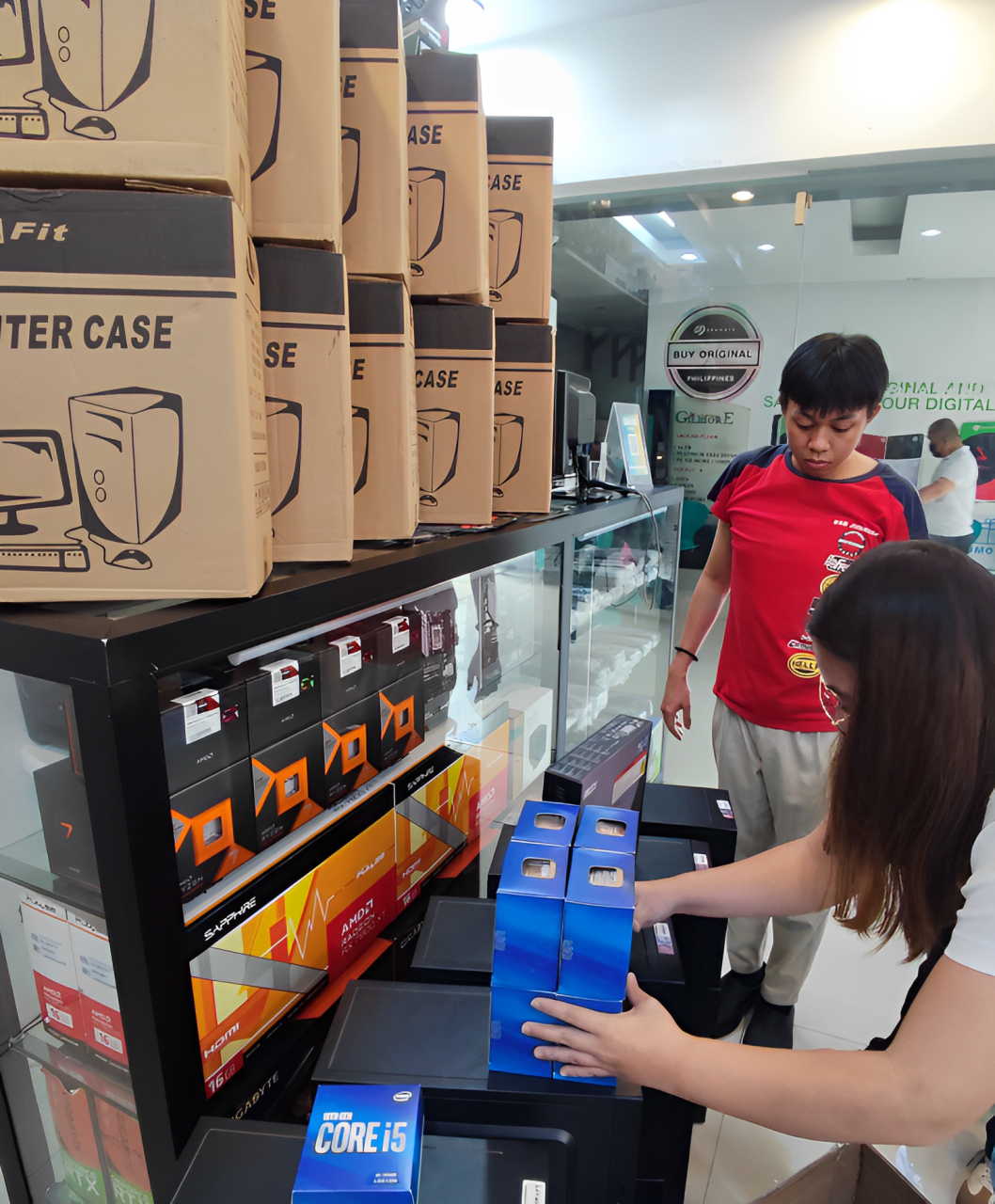 PC Gilmore Store - Repair and maintenance services